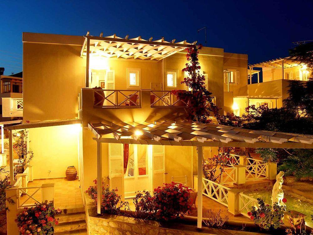 Mégas Yialós-Nítes Emilia Luxury Apartments מראה חיצוני תמונה
